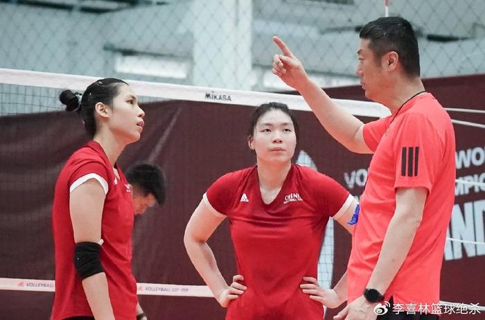 kaiyun体育官方网站全站入口-决法国！中国女排备战淘汰赛曝光：赵勇指点庄宇珊，李盈莹微笑